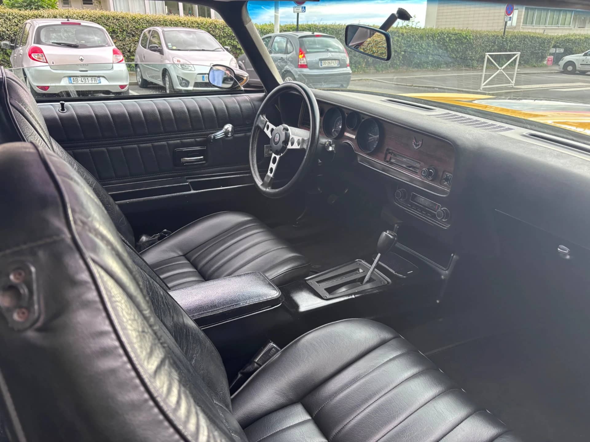 Pontiac Firebird — photo 3
