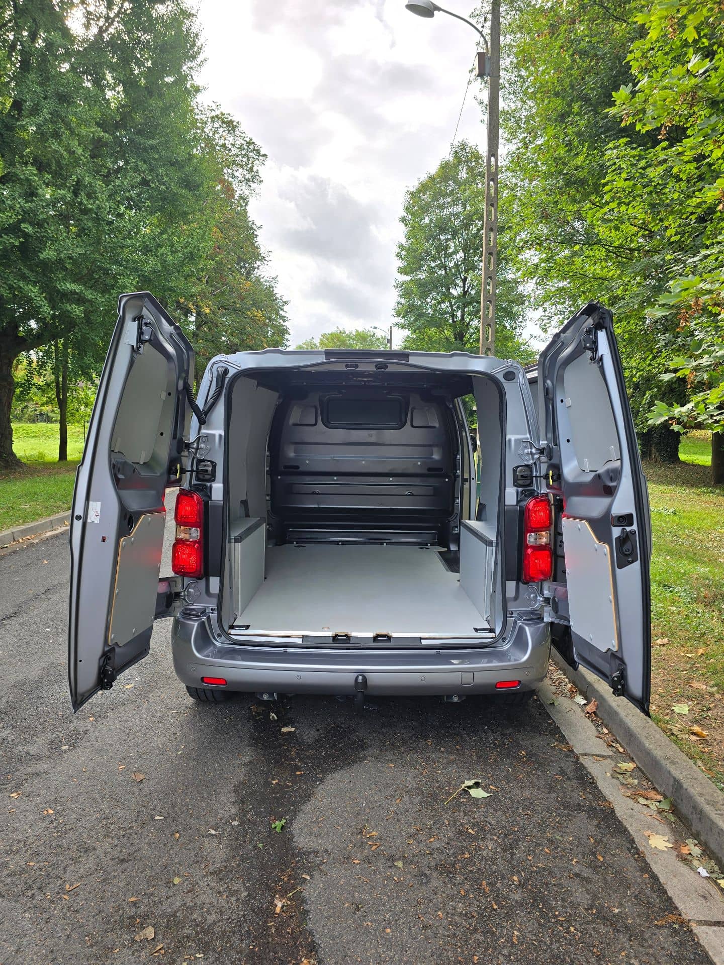 Peugeot Expert — photo 8