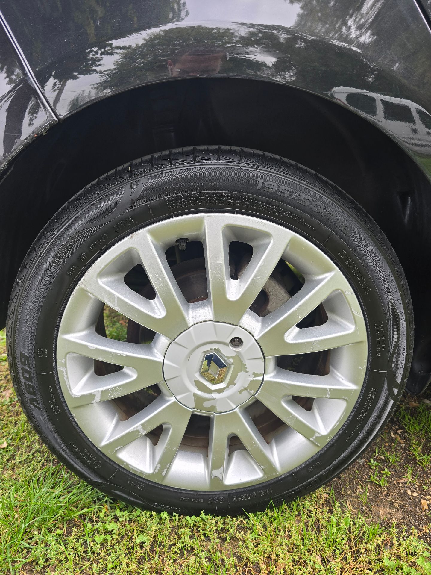 Renault Clio — photo 6