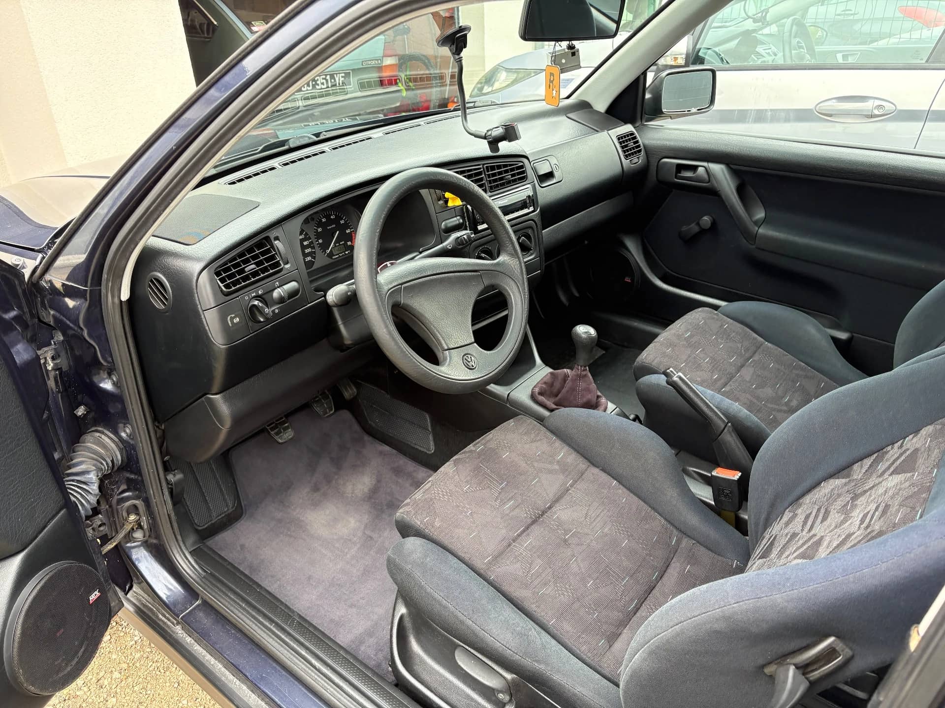 Volkswagen Golf GTI — photo 3
