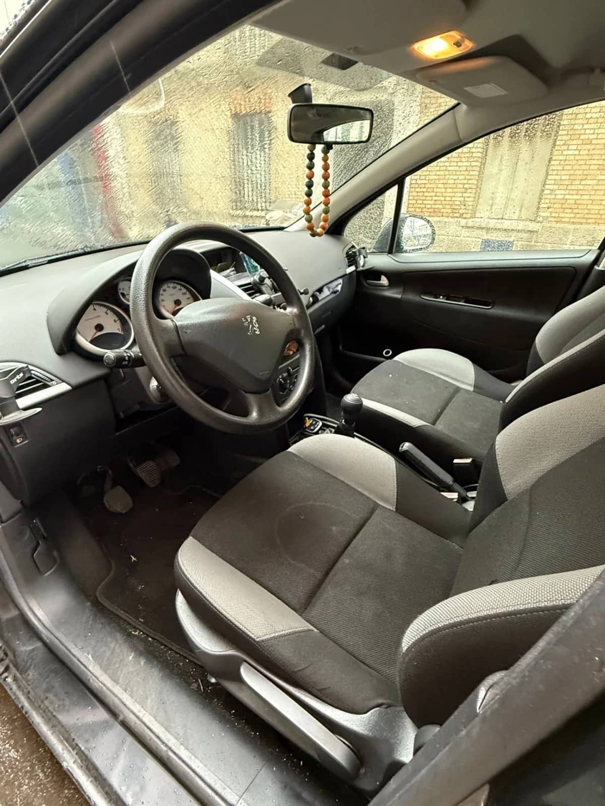 Peugeot 207 — photo 3