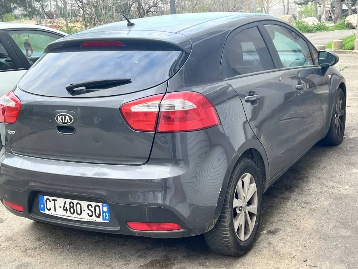 Kia Rio — photo 3