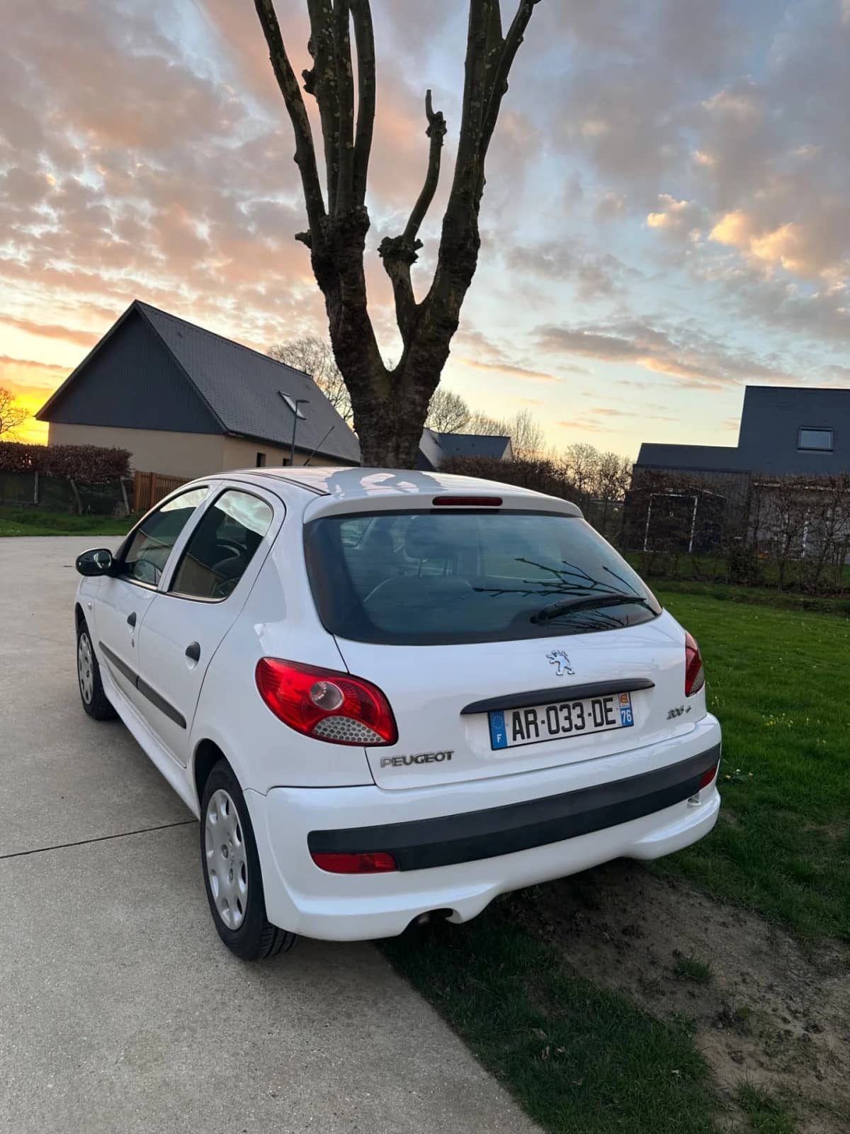 Peugeot  — photo 2