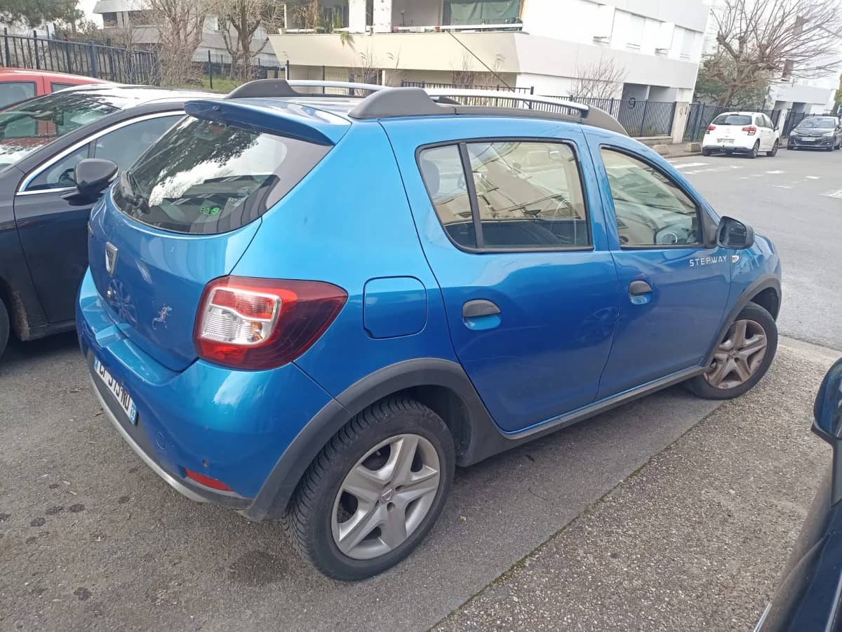 Dacia Sandero — photo 5