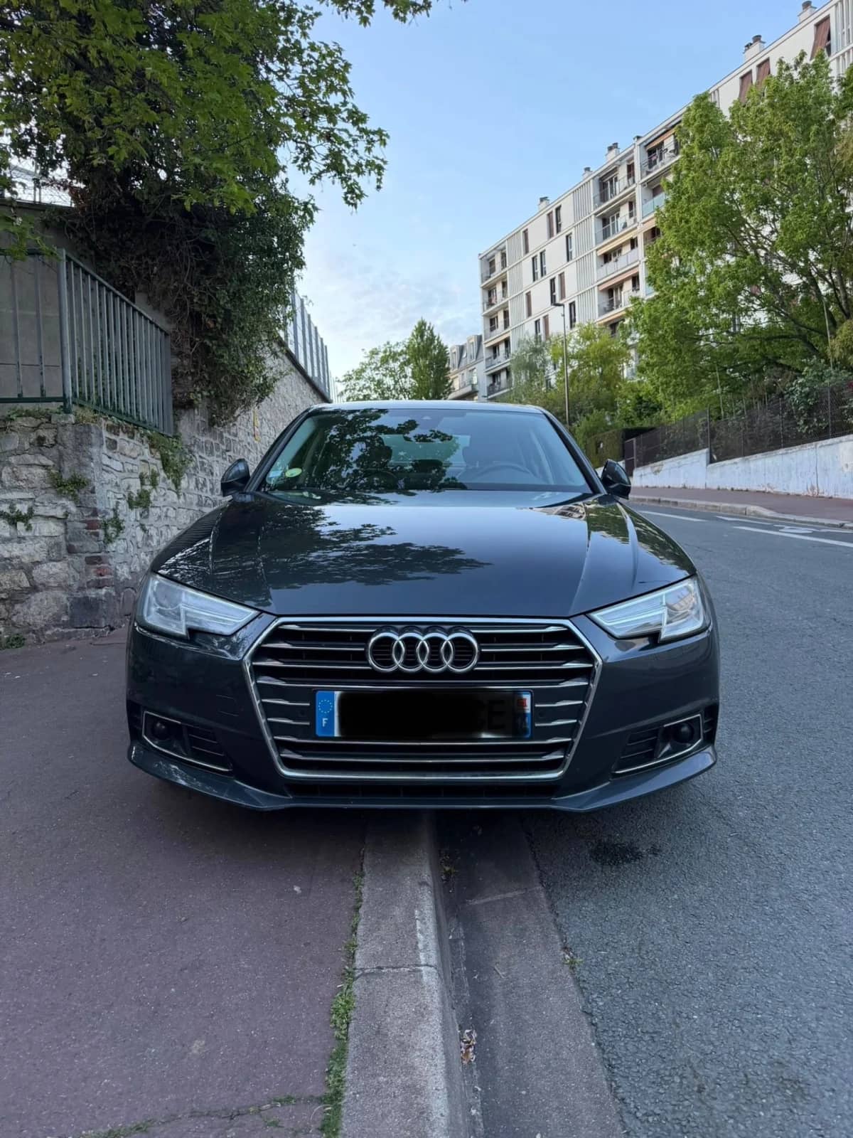 Audi A4 — photo 1