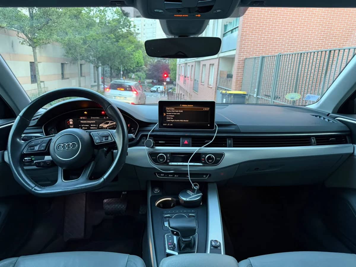 Audi A4 — photo 4
