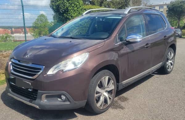 Échange Peugeot 2008 1.6 e-hdi 92ch FÉLINE en bég