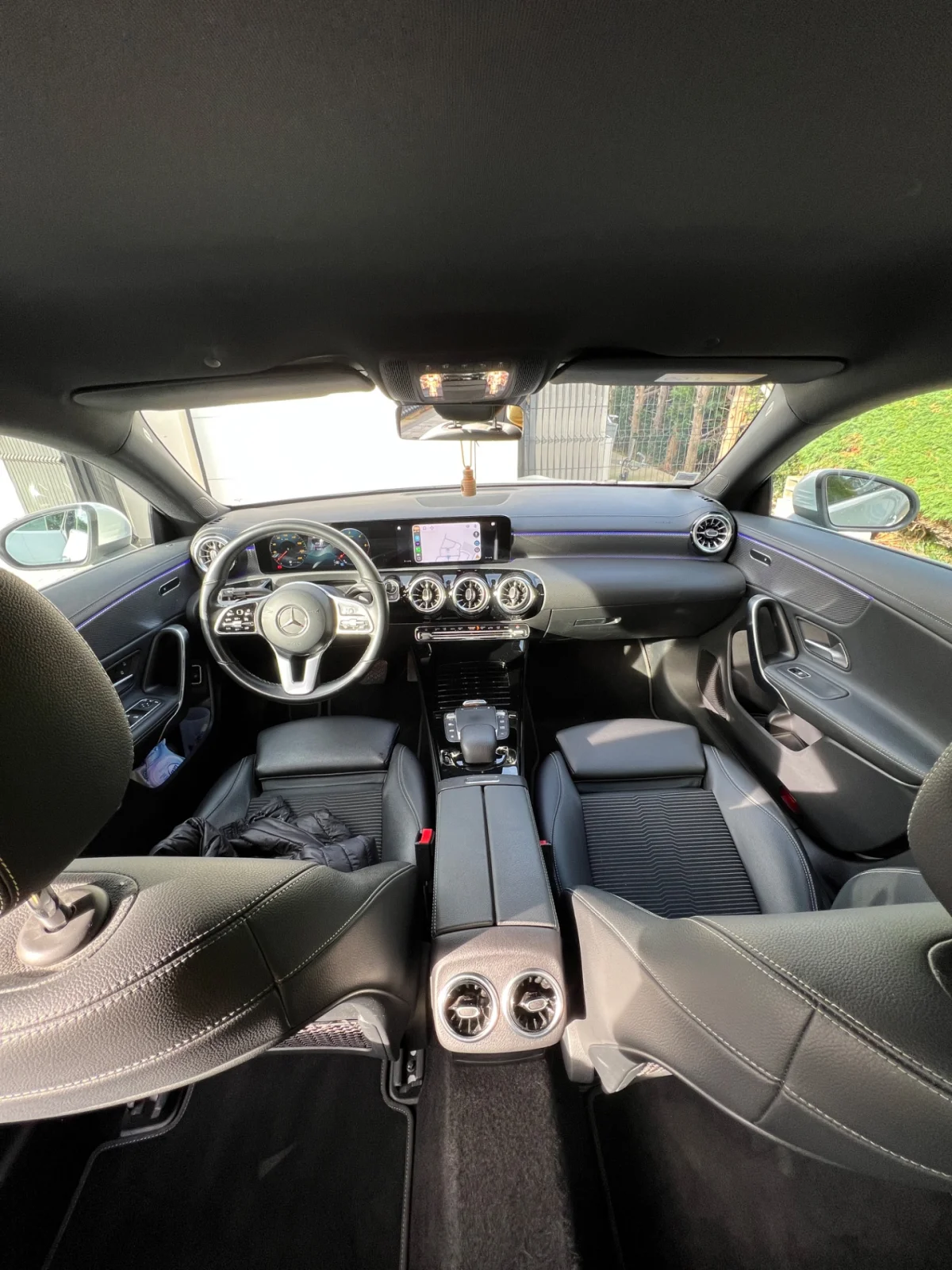 Mercedes-Benz  — photo 10