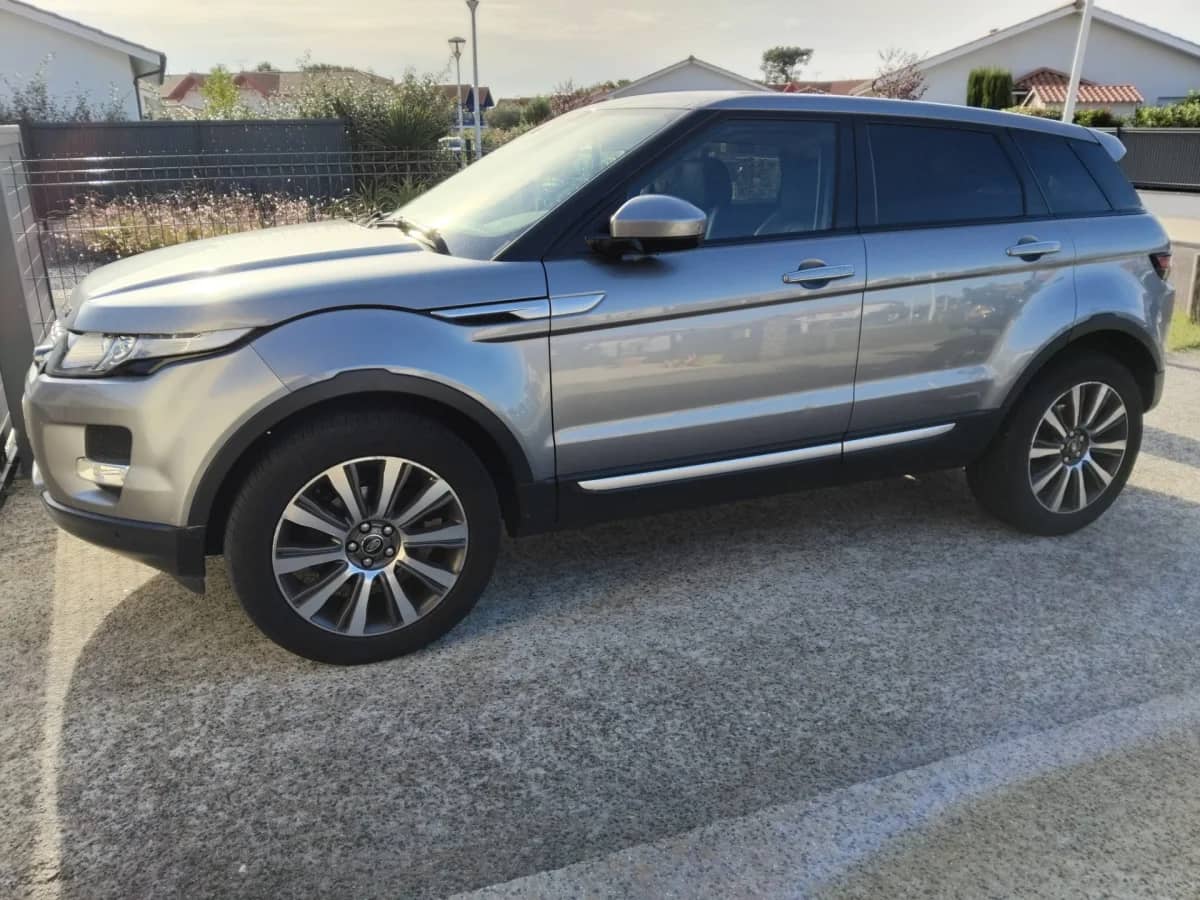 Land Rover Evoque — photo 1