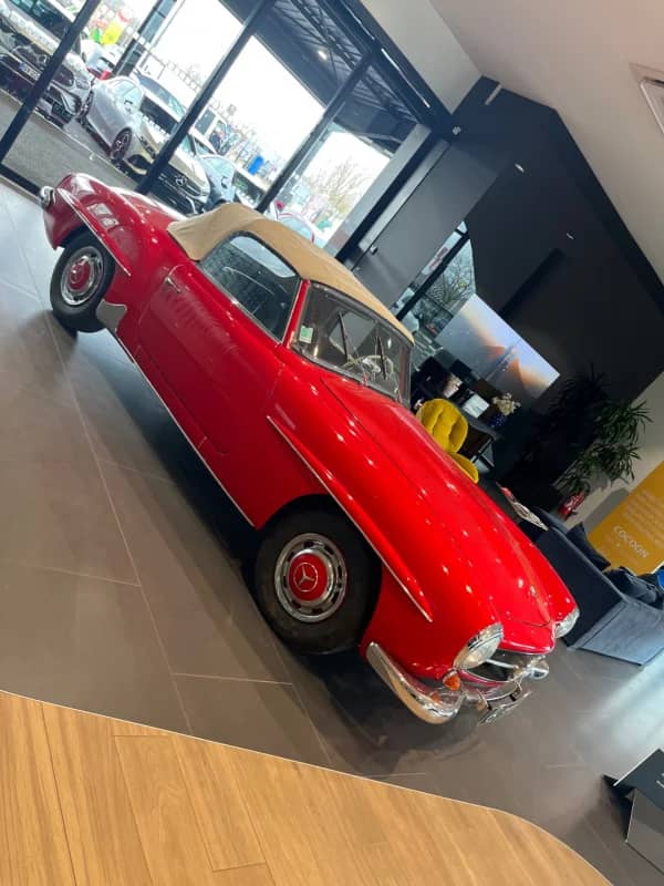 Mercedes 190 sl - Sportive et Élégante