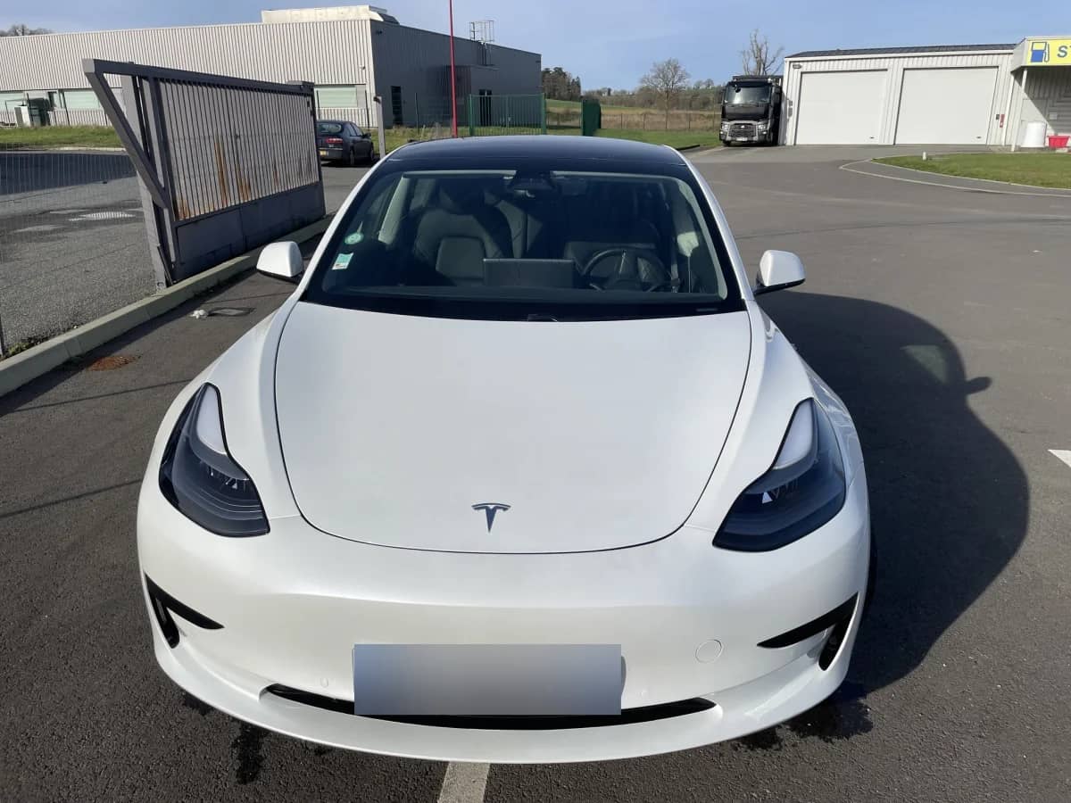 Tesla Model 3 — photo 4