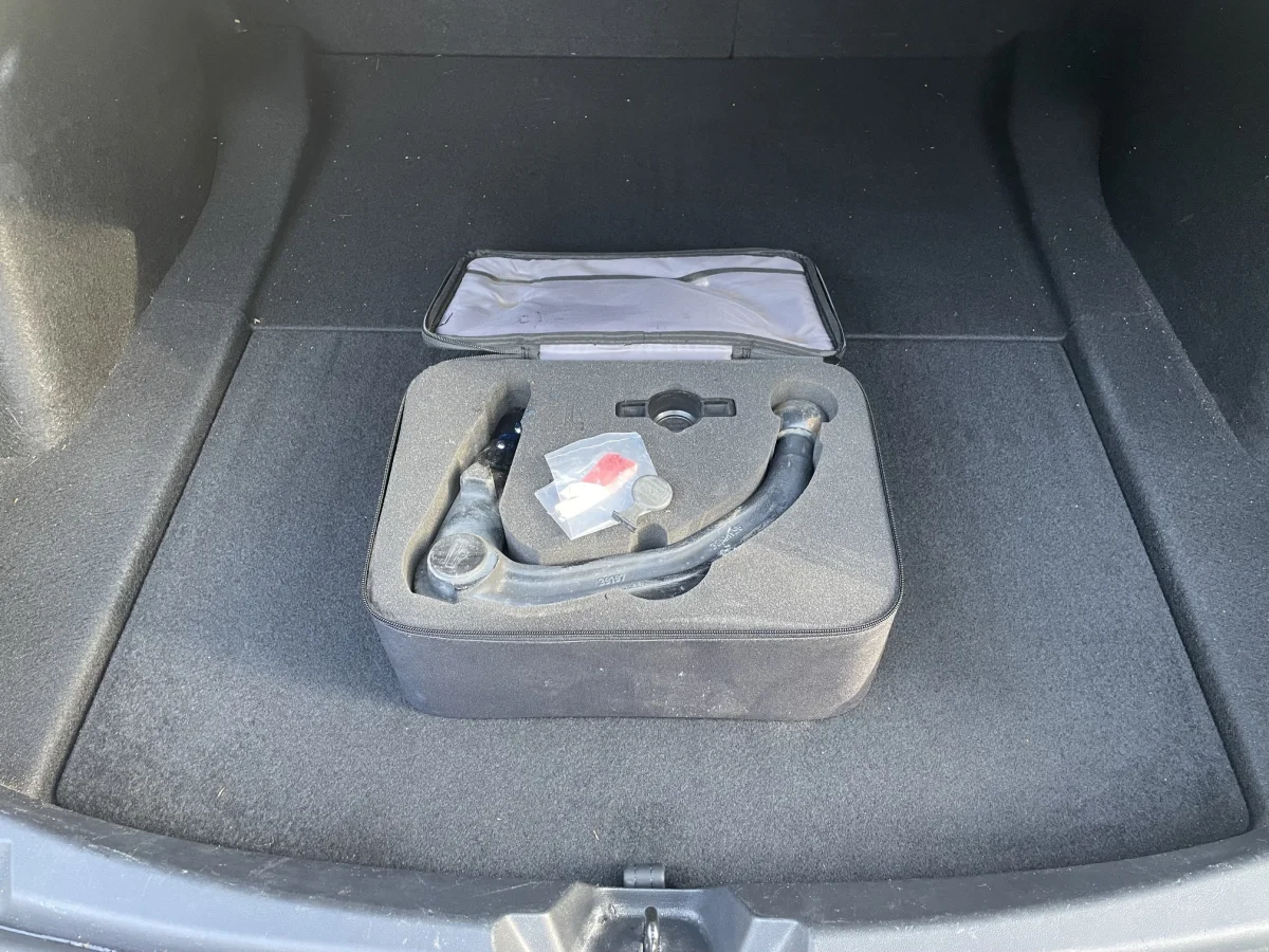 Tesla Model 3 — photo 5