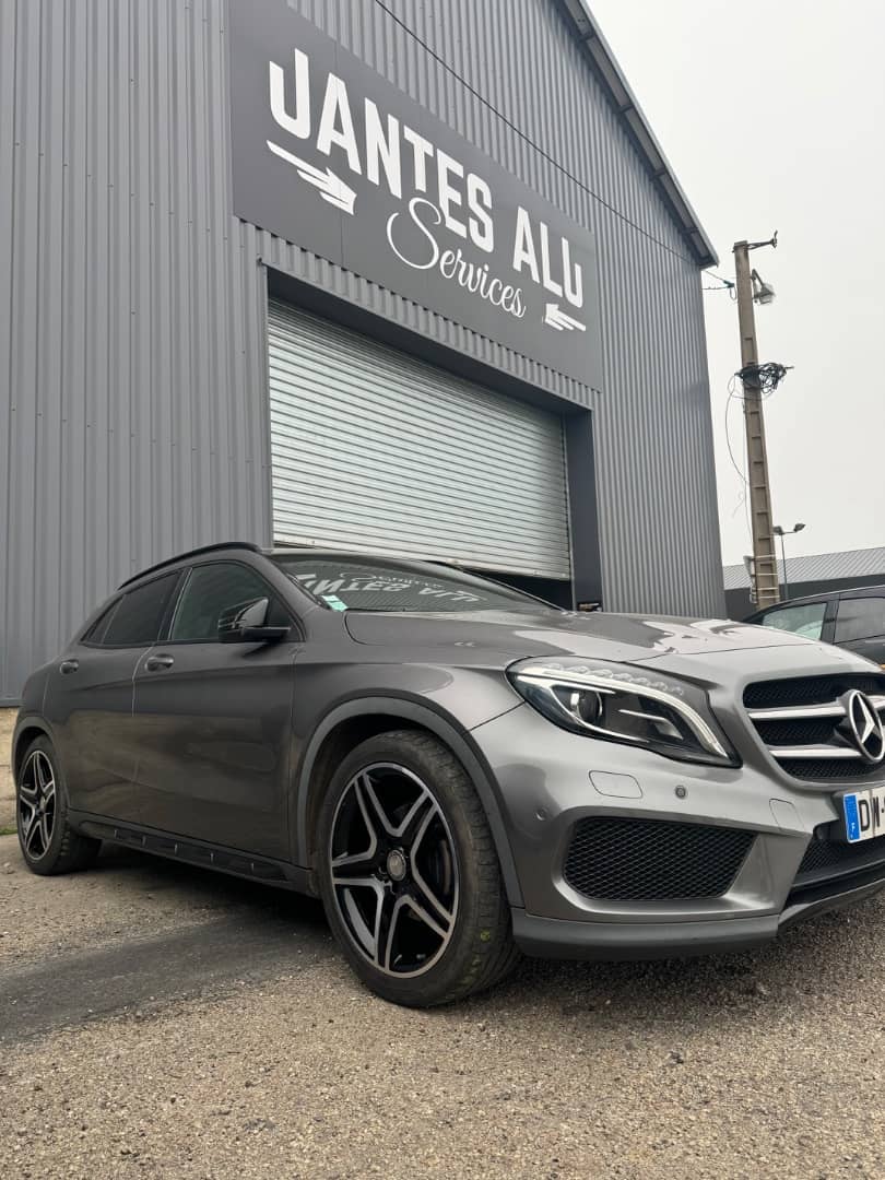 Mercedes-Benz GLA — photo 2