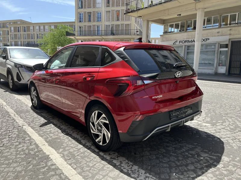Hyundai i20 — photo 12