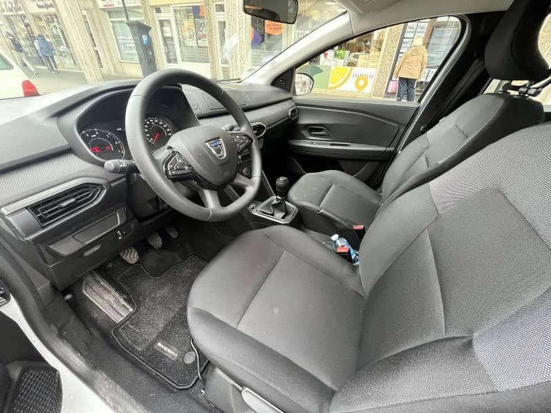 Dacia Sandero — photo 5