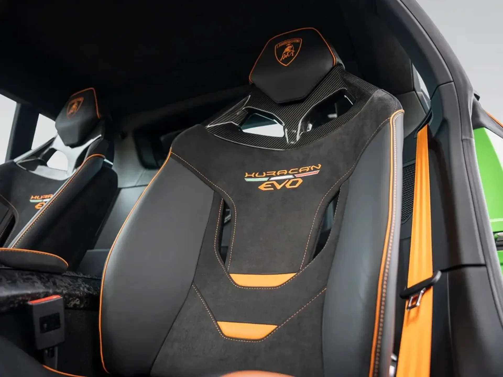 Lamborghini Huracan — photo 7