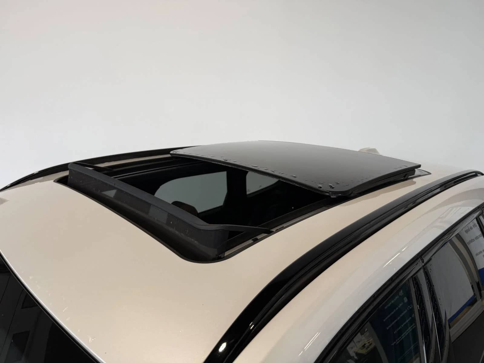 BMW X1 — photo 3