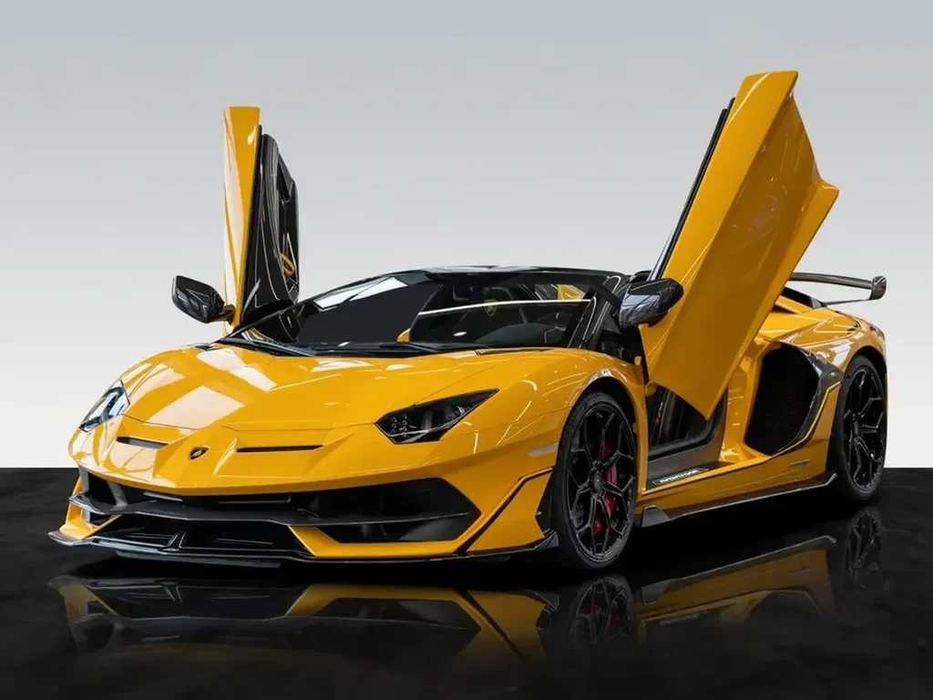 Lamborghini Aventador — photo 14
