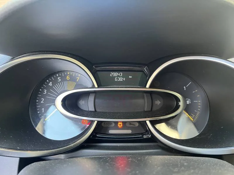 Renault Clio — photo 6