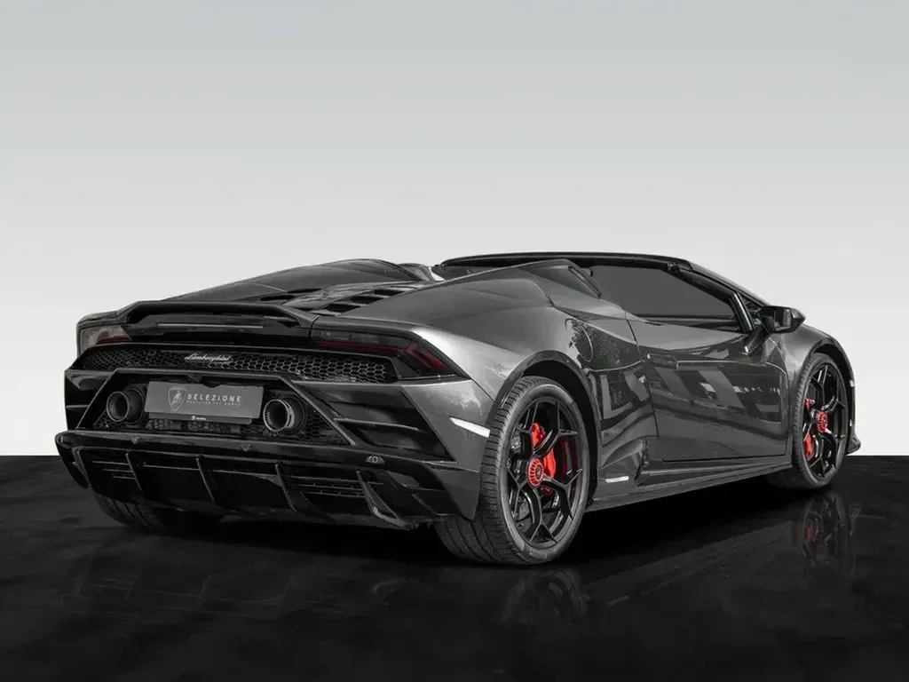 Lamborghini Huracan — photo 11