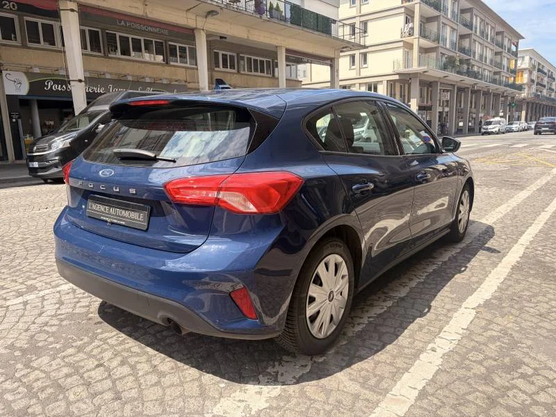 Ford Focus — photo 4