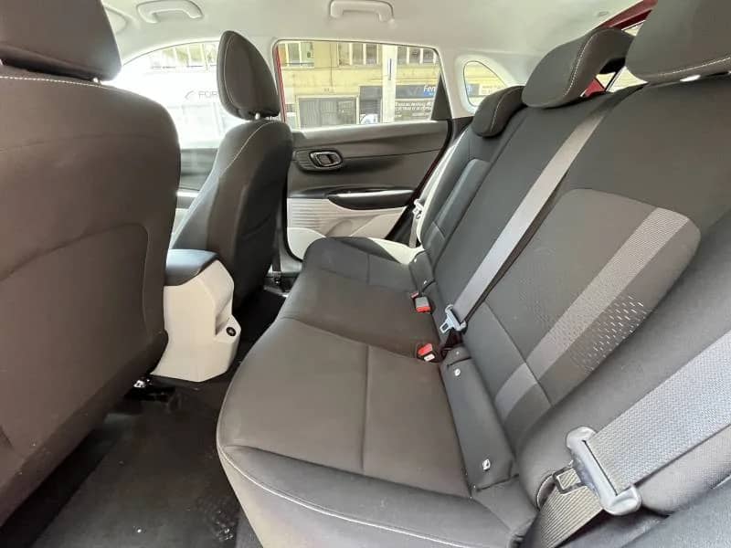 Hyundai i20 — photo 4