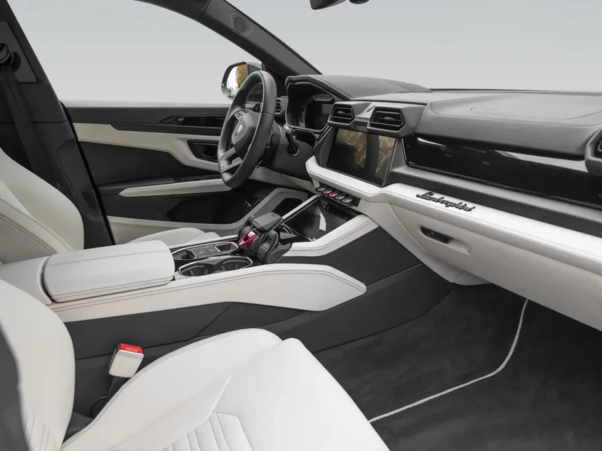 Lamborghini Urus — photo 11