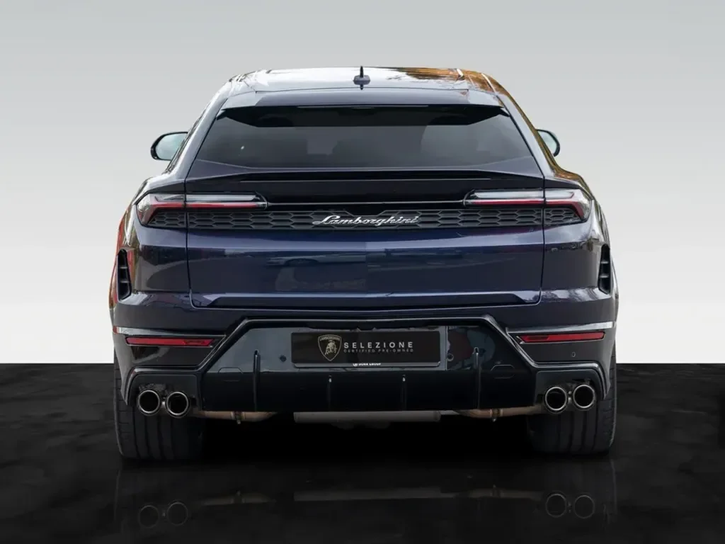 Lamborghini Urus — photo 13