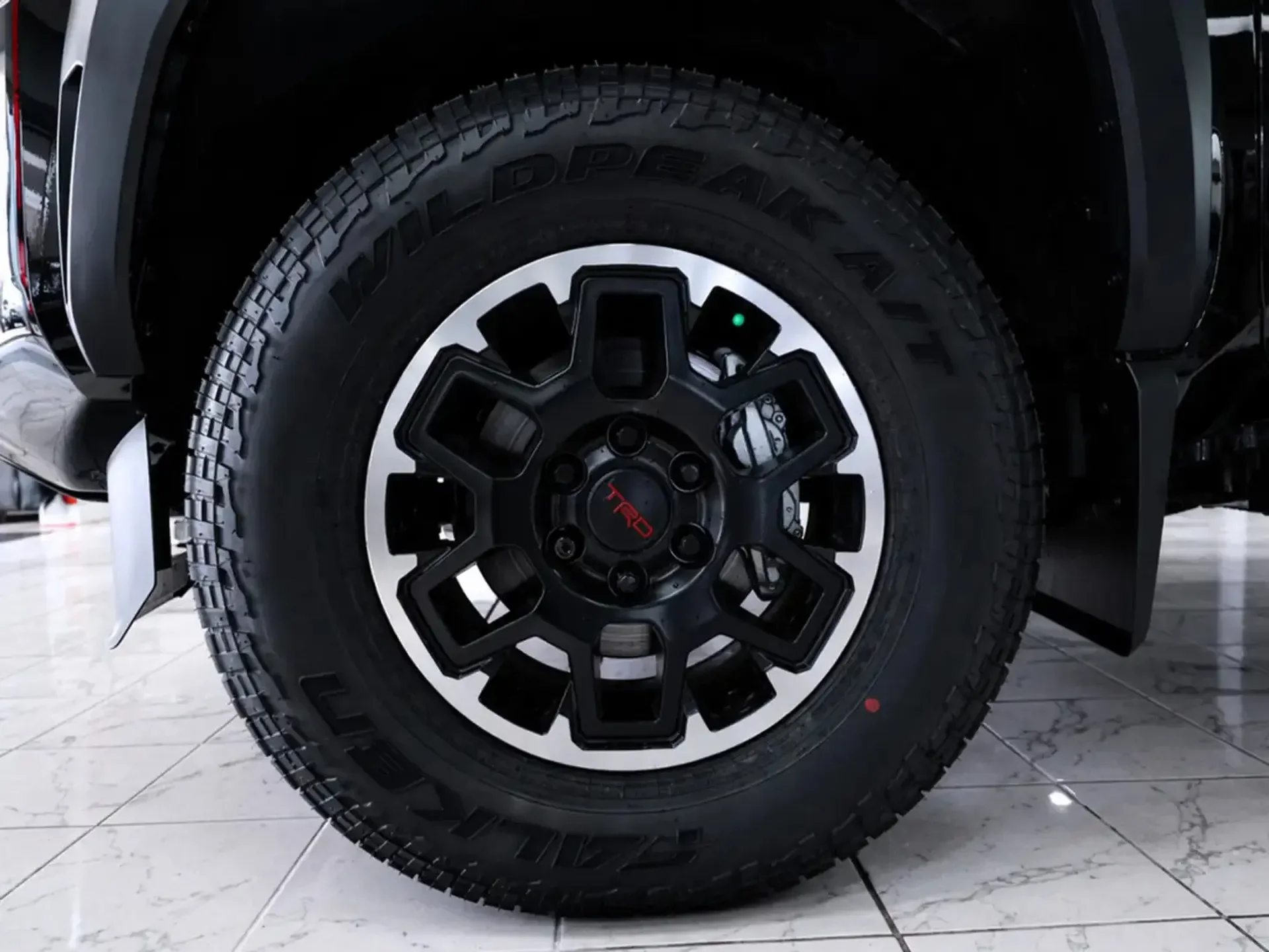Toyota Tacoma — photo 7