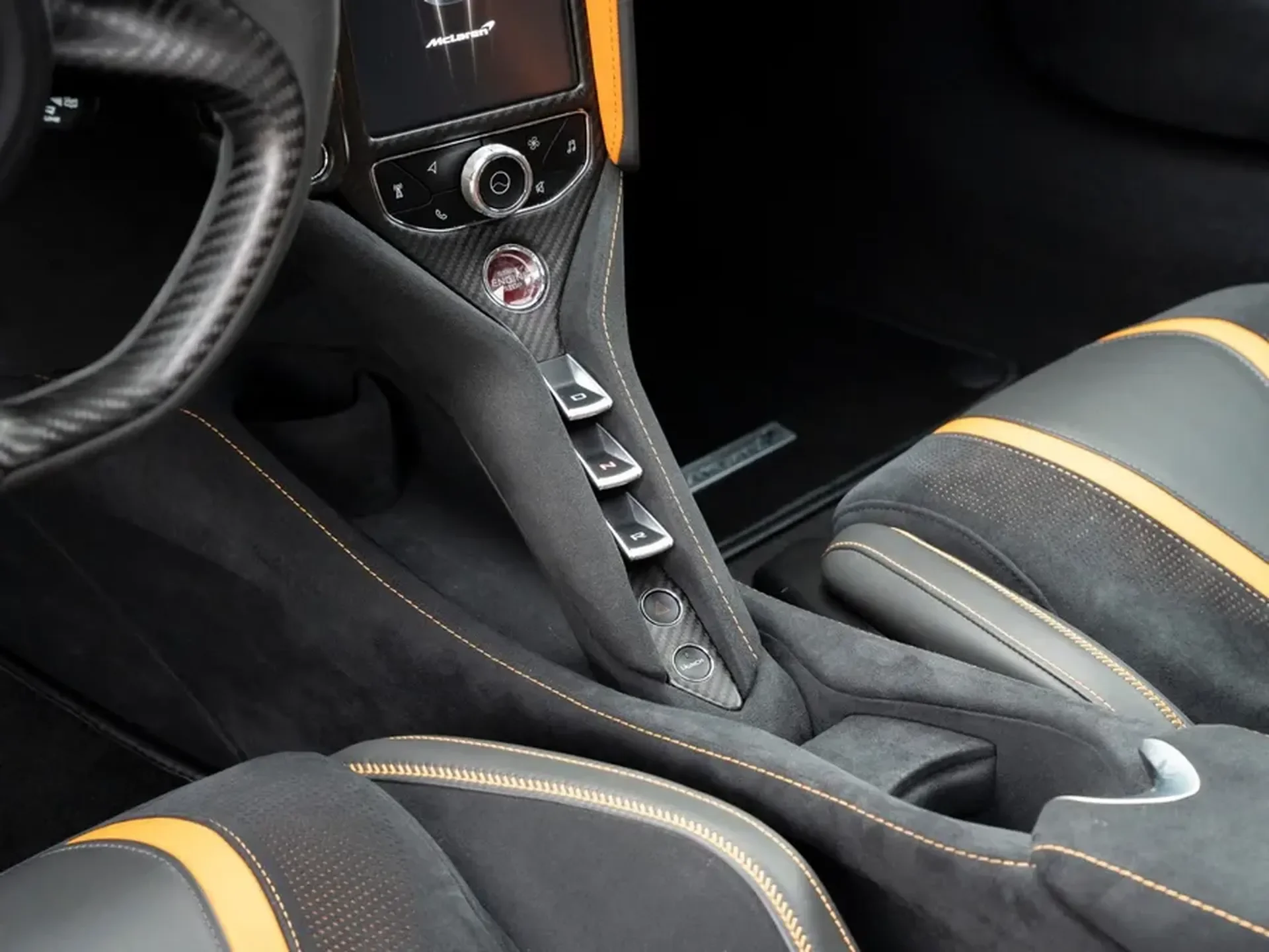 McLaren 720S — photo 11