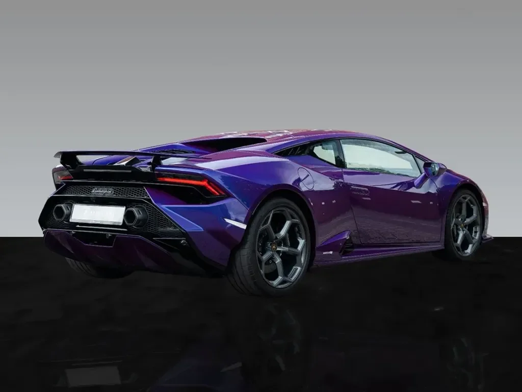 Lamborghini Huracan — photo 12