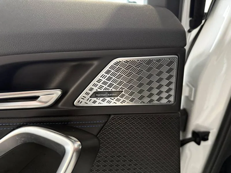 BMW X1 — photo 9