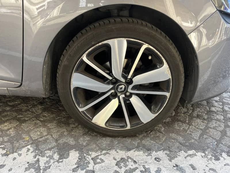 Renault Clio — photo 3