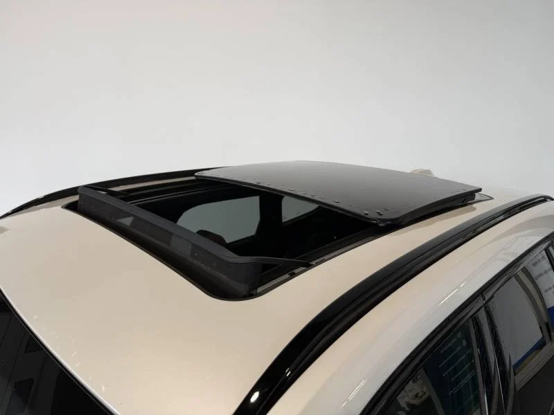 BMW X1 — photo 12