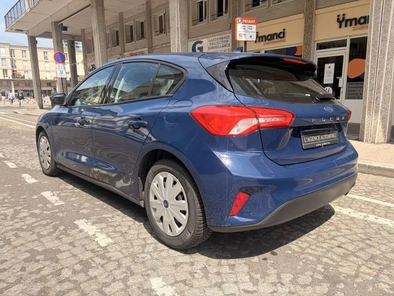 Ford Focus — photo 3
