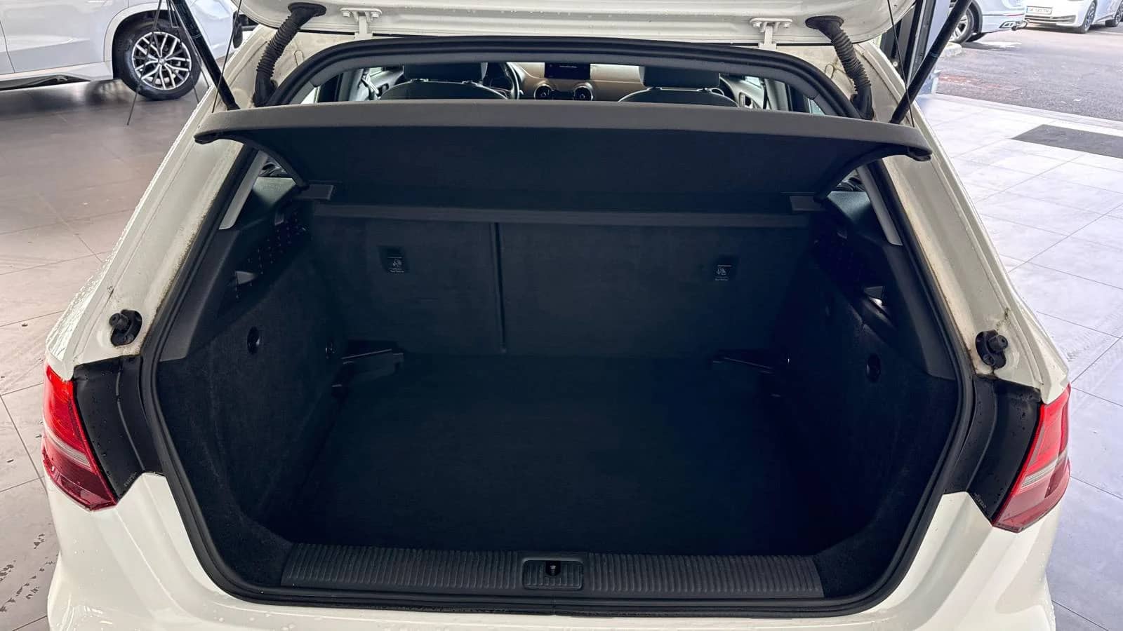 Audi A3 — photo 2