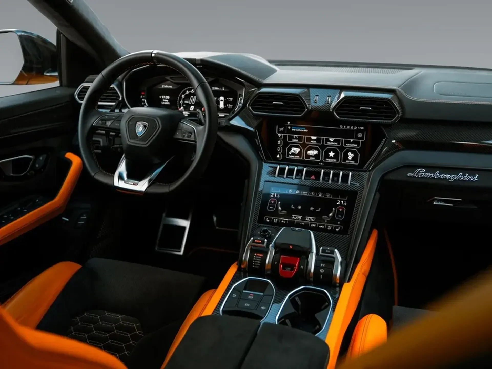 Lamborghini Urus — photo 6