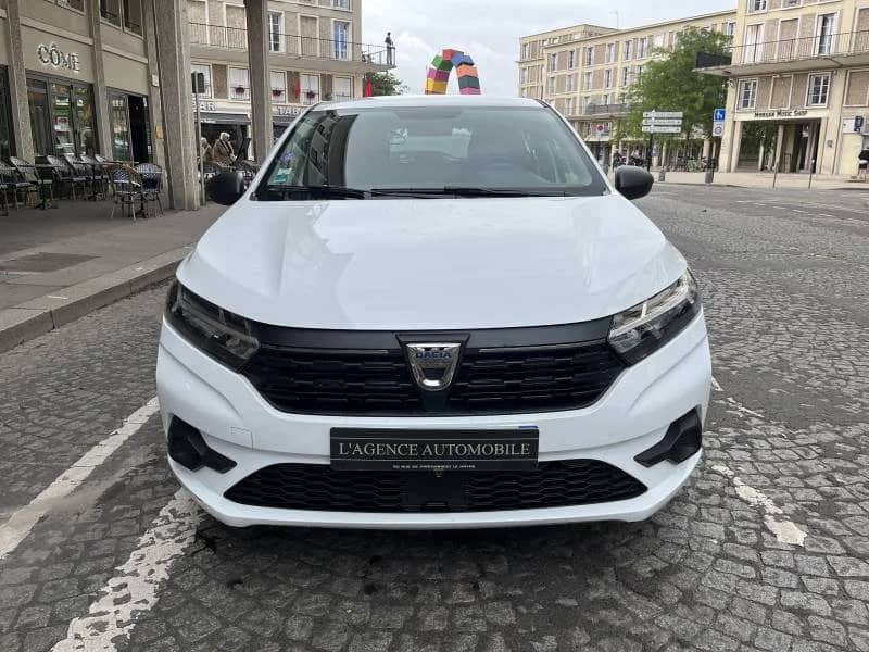 Dacia Sandero — photo 4