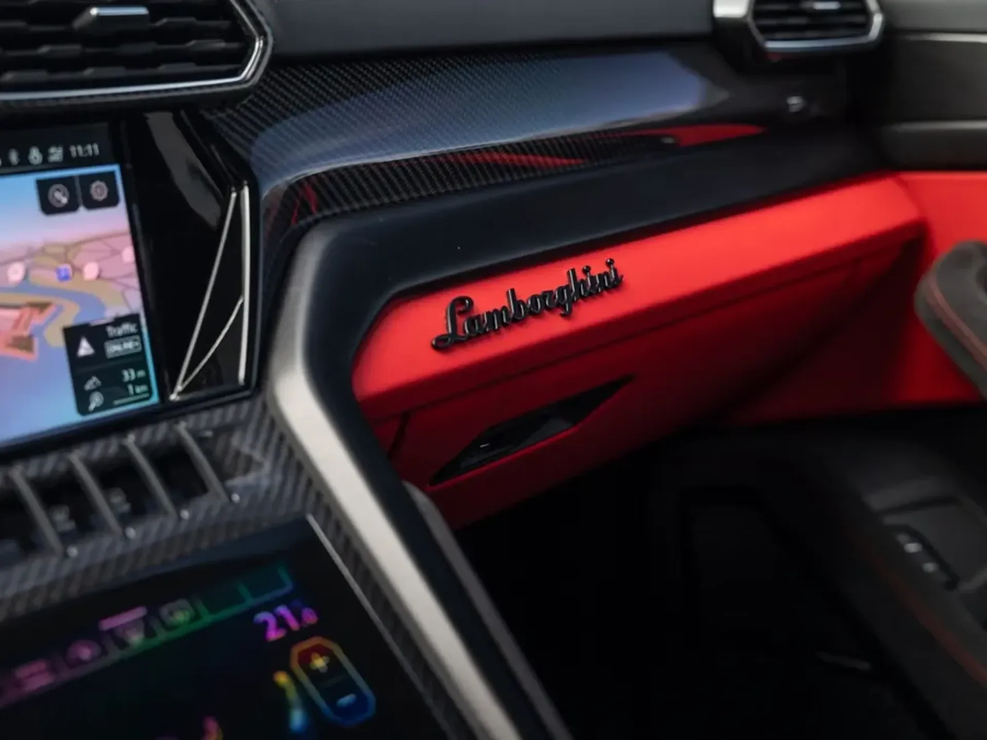 Lamborghini Urus — photo 8
