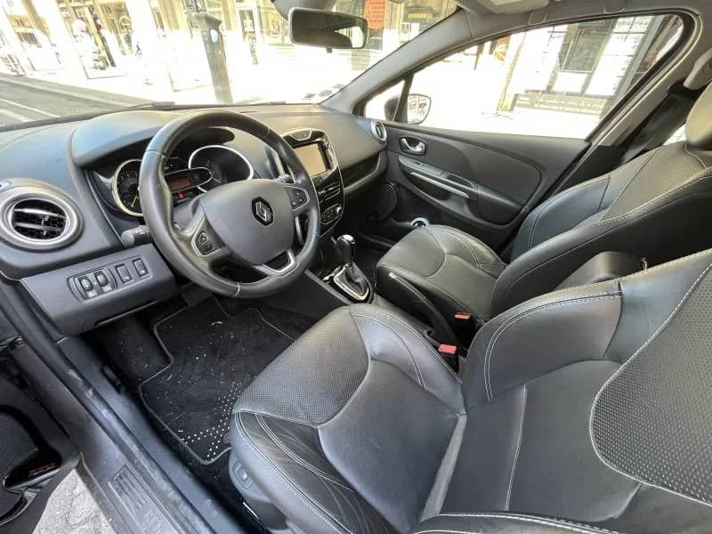 Renault Clio — photo 5