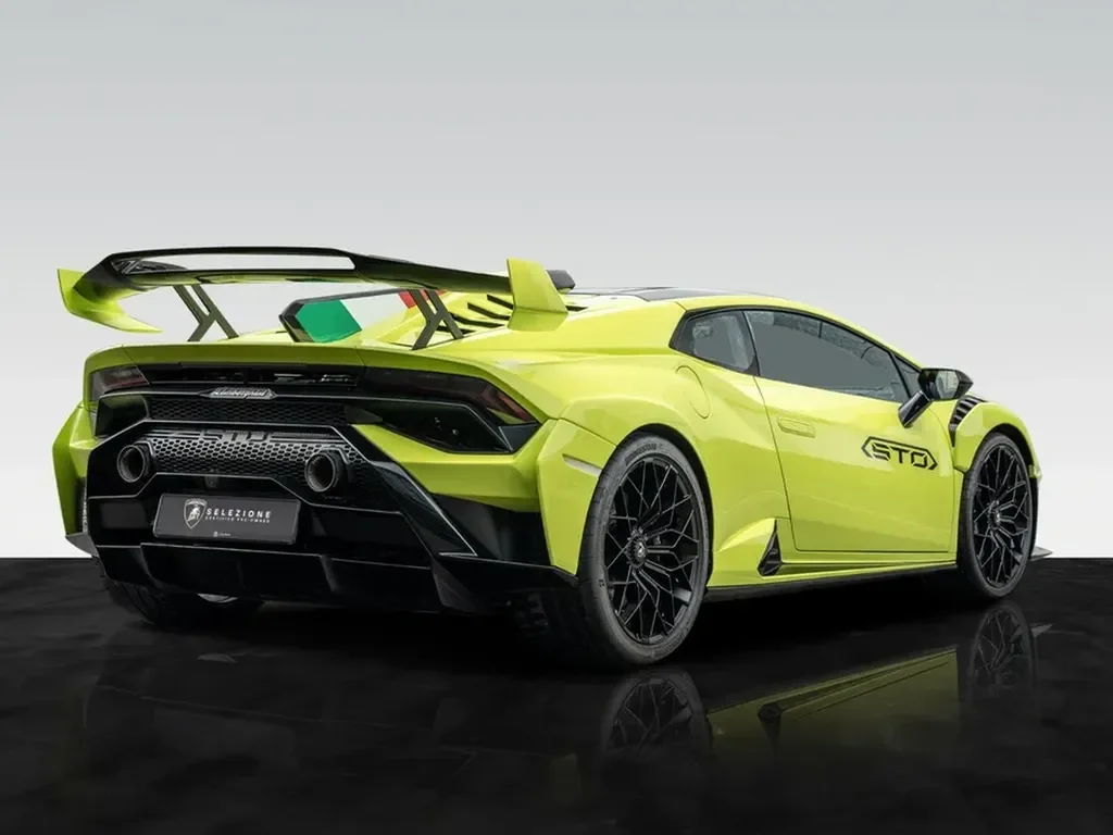 Lamborghini Huracan — photo 13