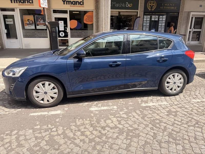 Ford Focus — photo 2