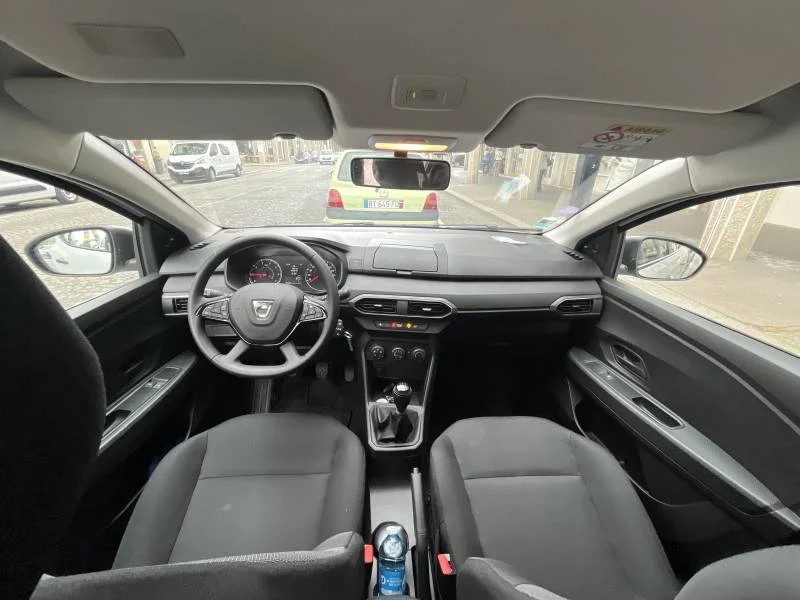 Dacia Sandero — photo 8