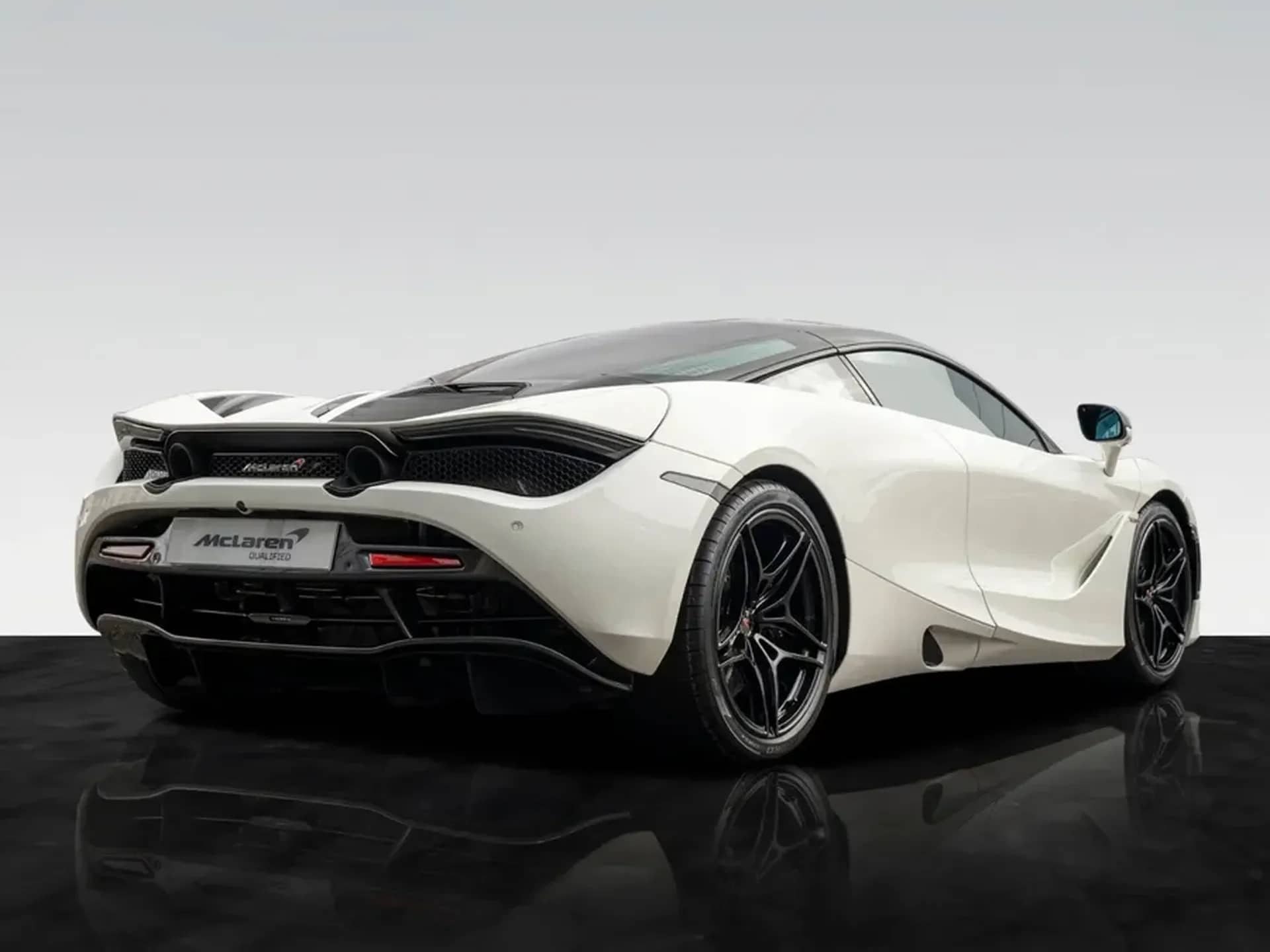 McLaren 720S — photo 3
