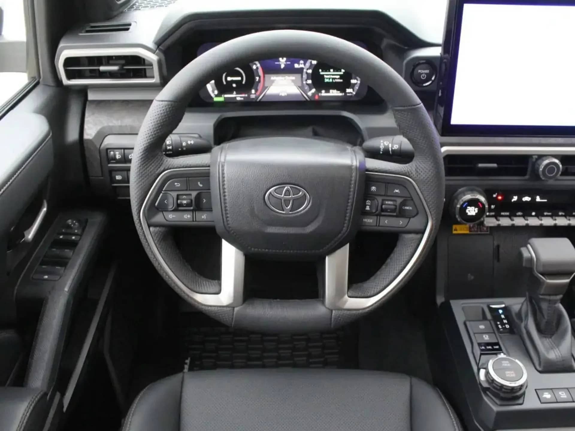 Toyota Tacoma — photo 6