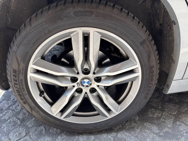 BMW X1 — photo 9