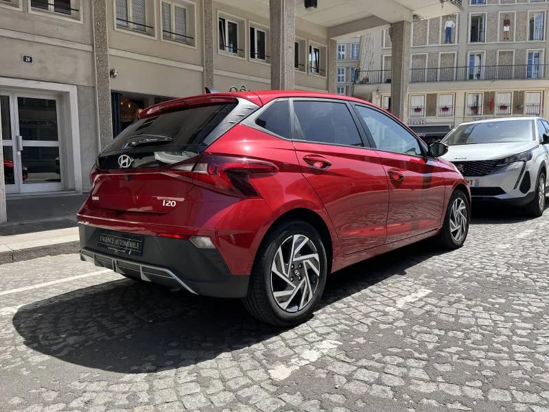 Hyundai i20 — photo 14