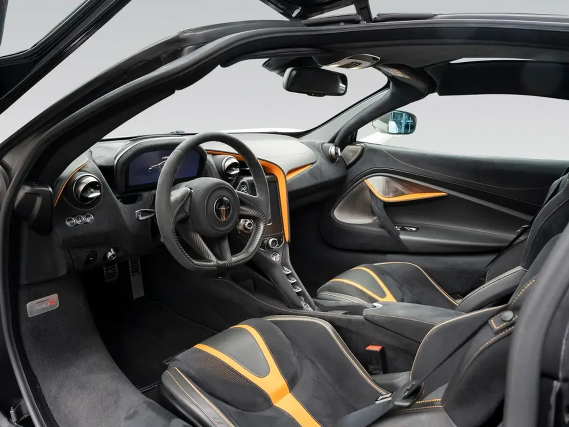 McLaren 720S — photo 8
