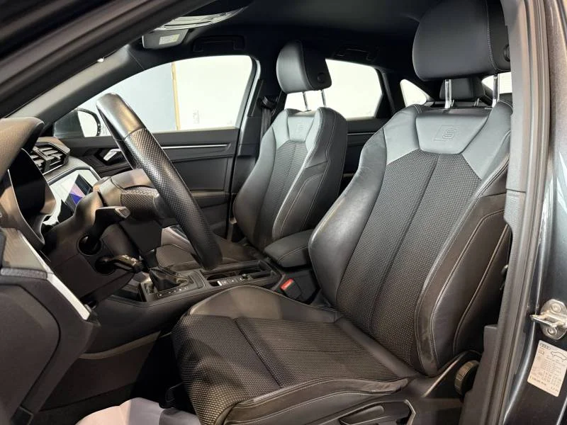 Audi Q3 Sportback — photo 11