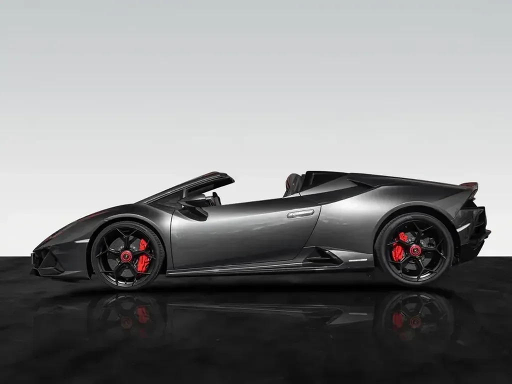 Lamborghini Huracan — photo 12